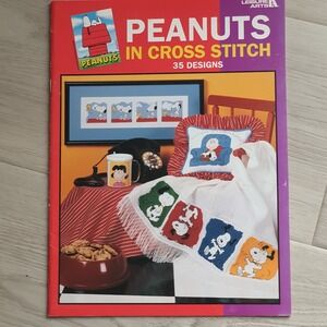 Leisure Arts Peanuts Cross Stitch Pattern Snoopy Charlie Brown Lucy 3096 Vintage